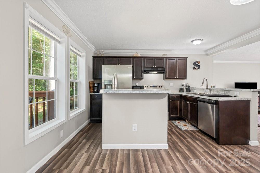 402 Shiloh Road — Statesville