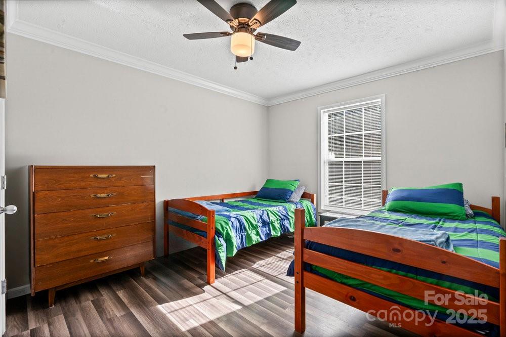 402 Shiloh Road — Statesville