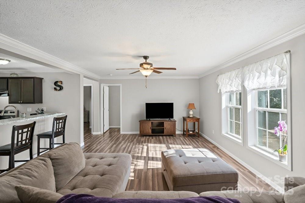 402 Shiloh Road — Statesville