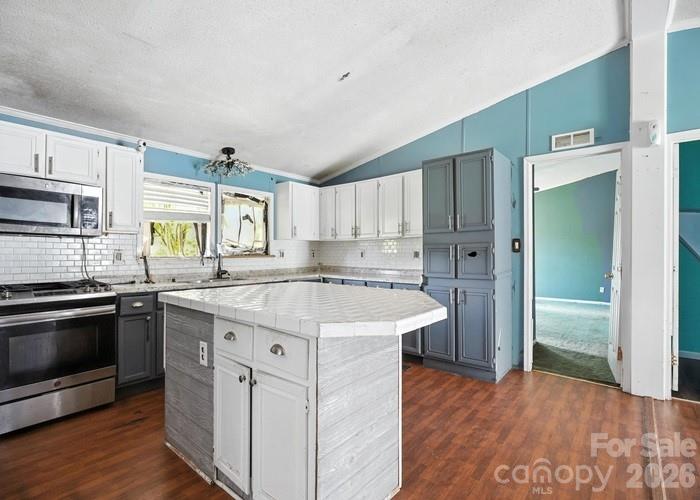 17520 Gulf Port Road — Laurinburg