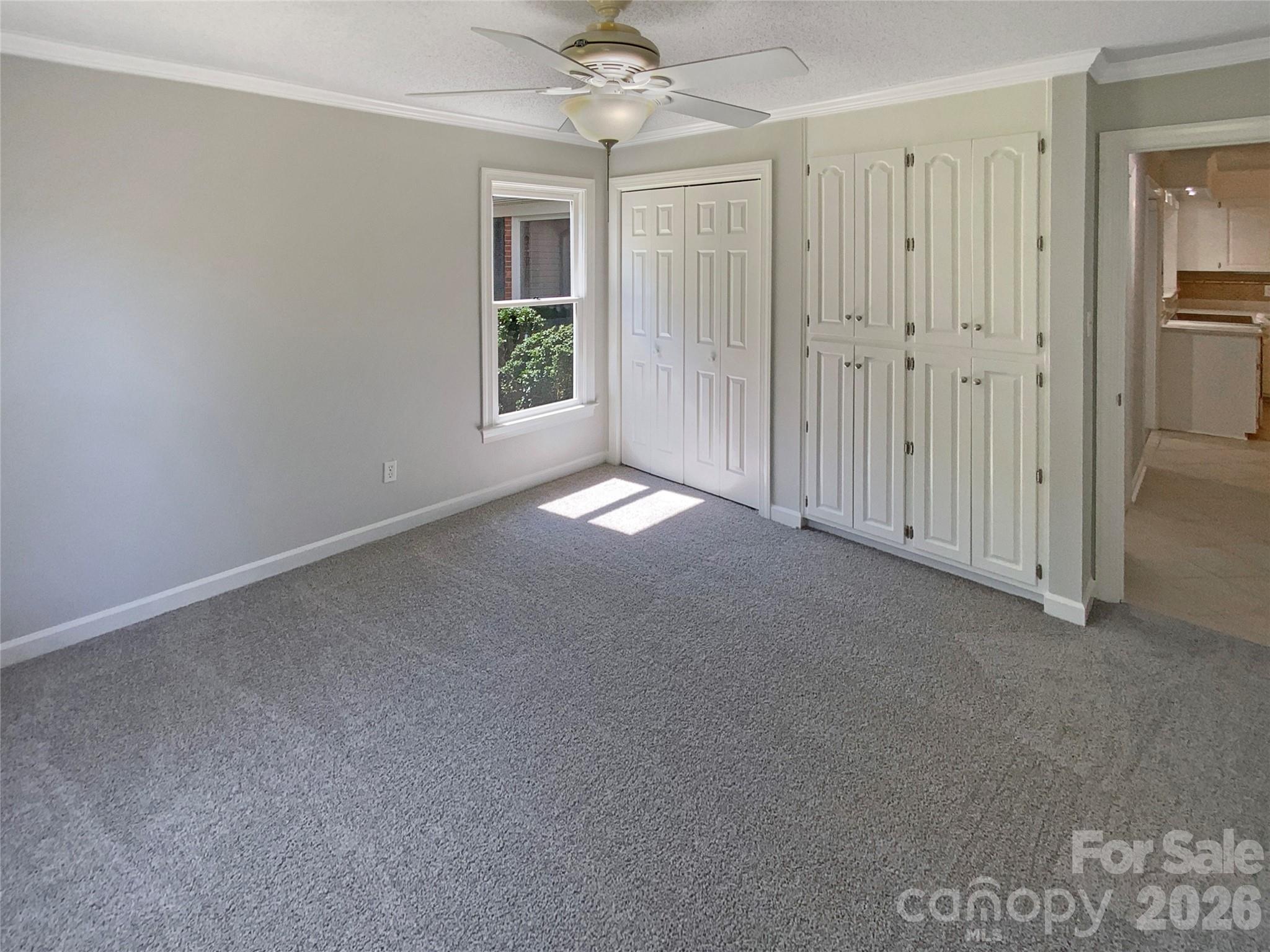 1871 Tara Trail — Lancaster