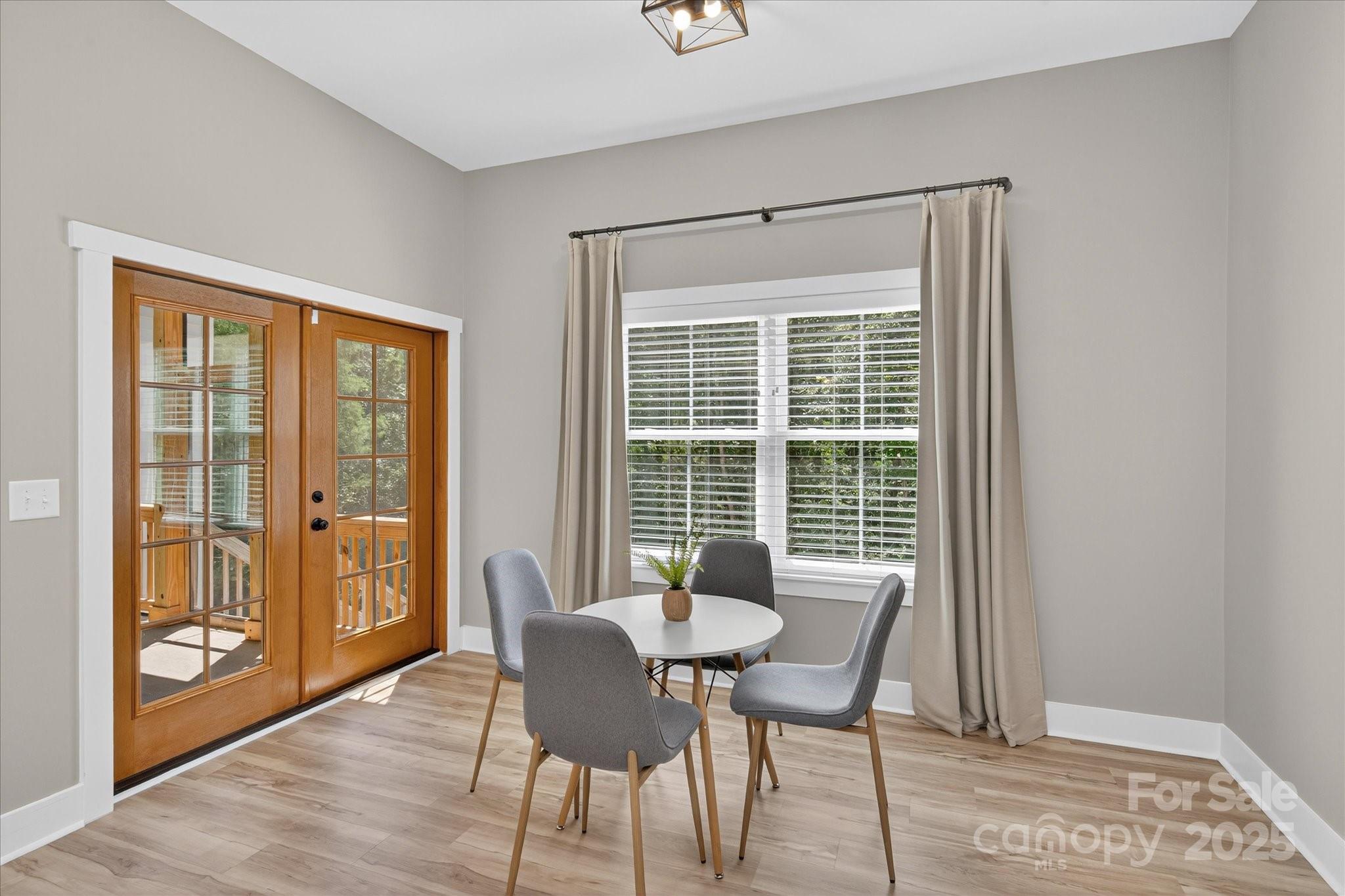 997 S Skyland Drive — Mount Pleasant