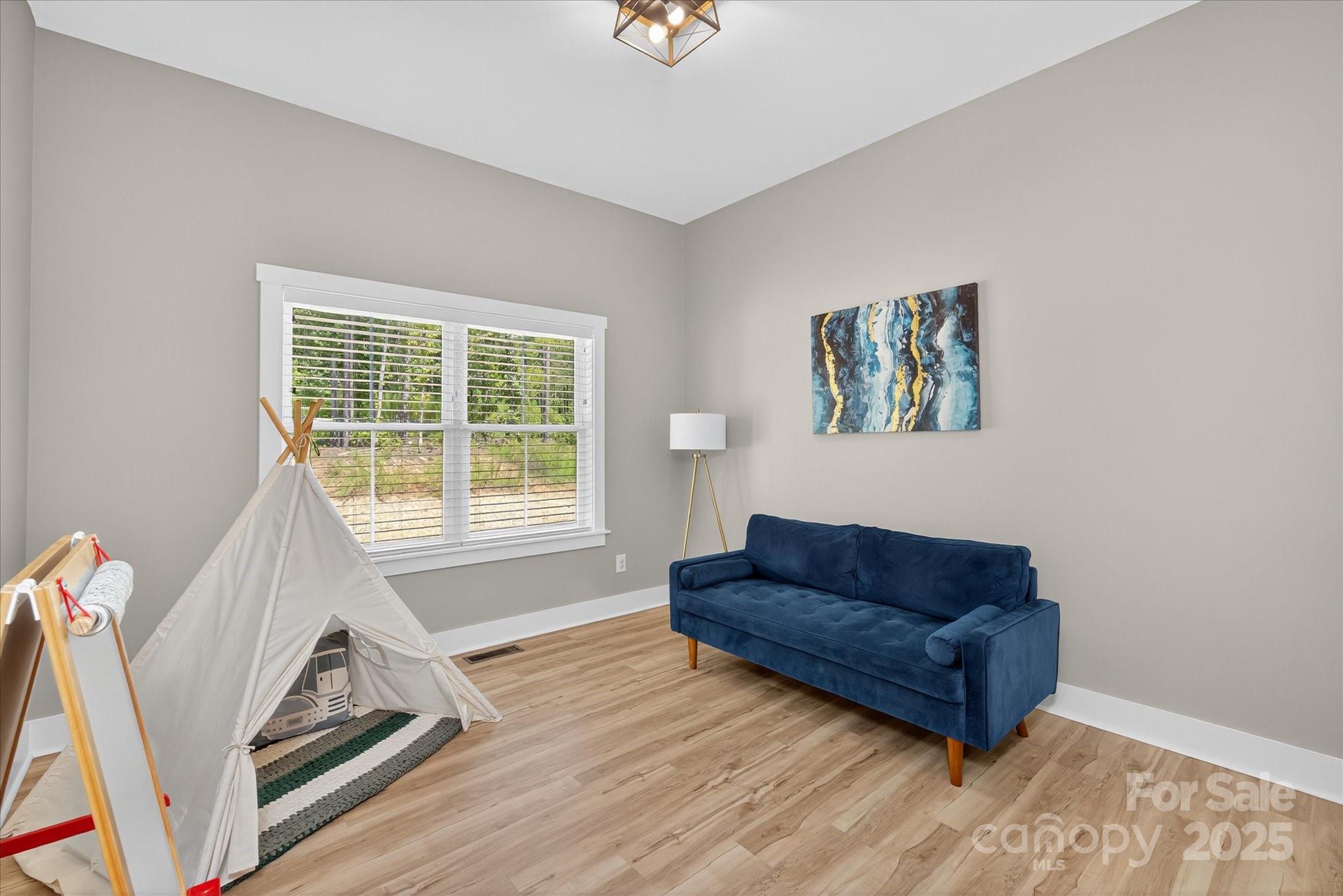997 S Skyland Drive — Mount Pleasant