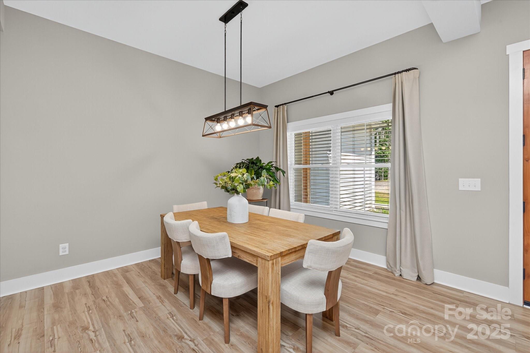 997 S Skyland Drive — Mount Pleasant