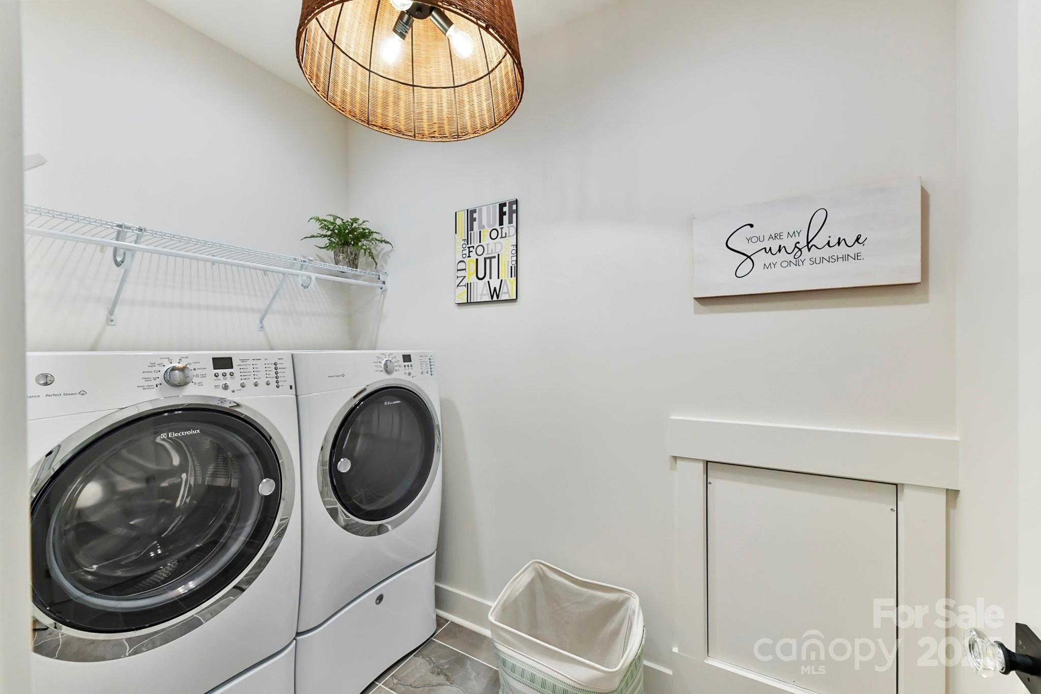 305 Weddington Grove Lane — Weddington