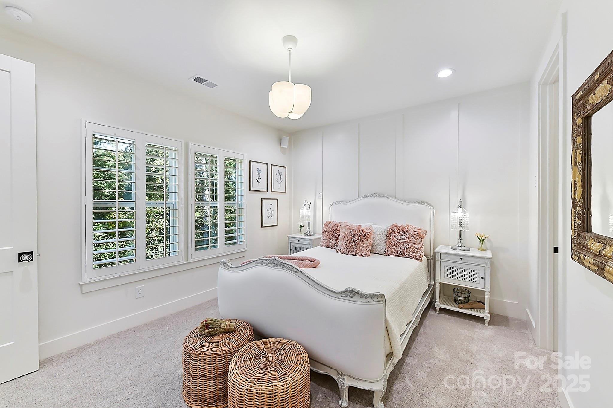 305 Weddington Grove Lane — Weddington