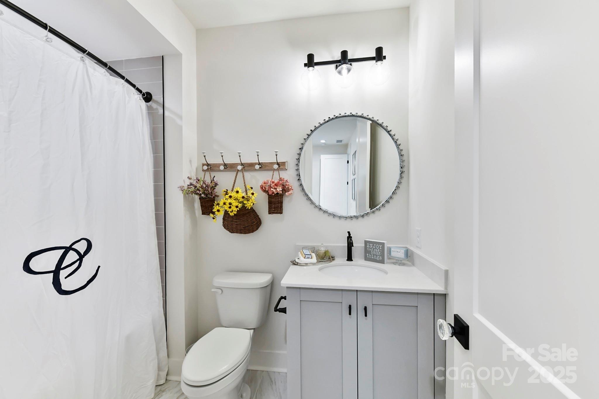 305 Weddington Grove Lane — Weddington
