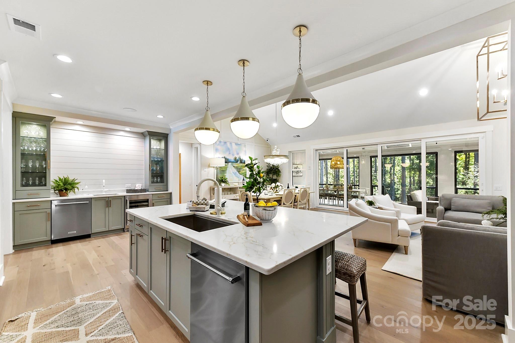 305 Weddington Grove Lane — Weddington