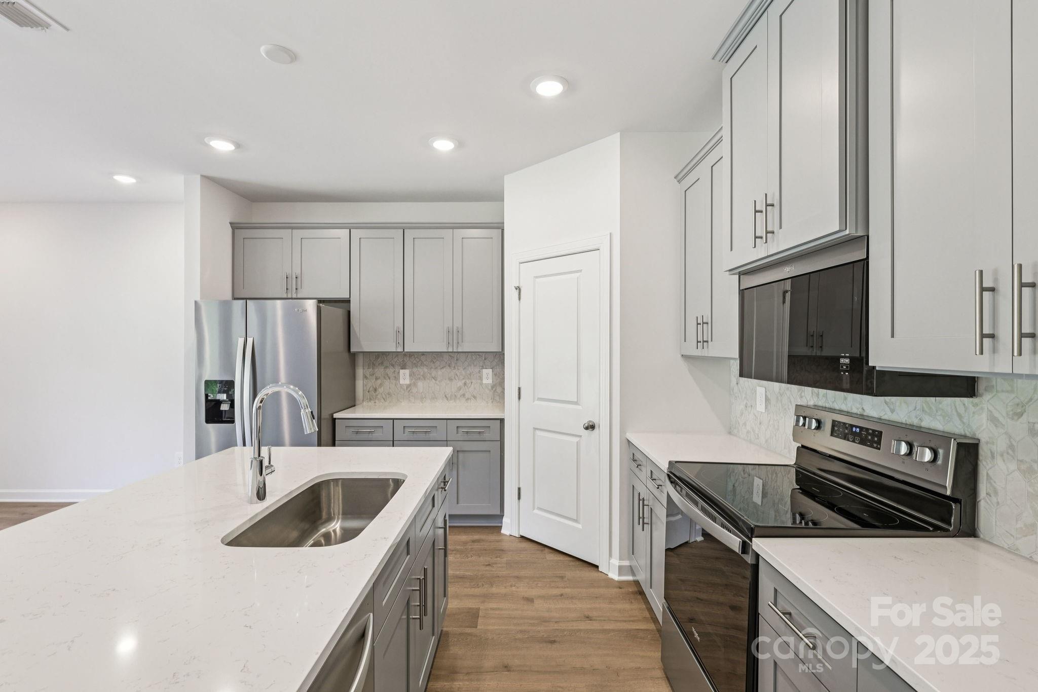 165 Murphy Meadow Road — Mocksville