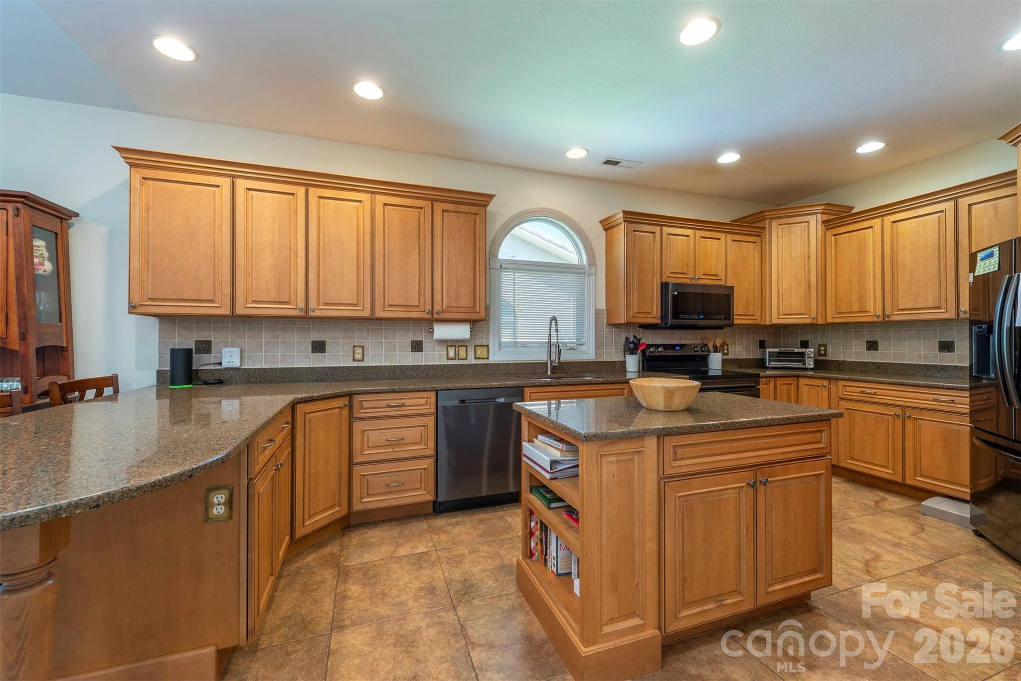 39 Pacifico Drive — Asheville
