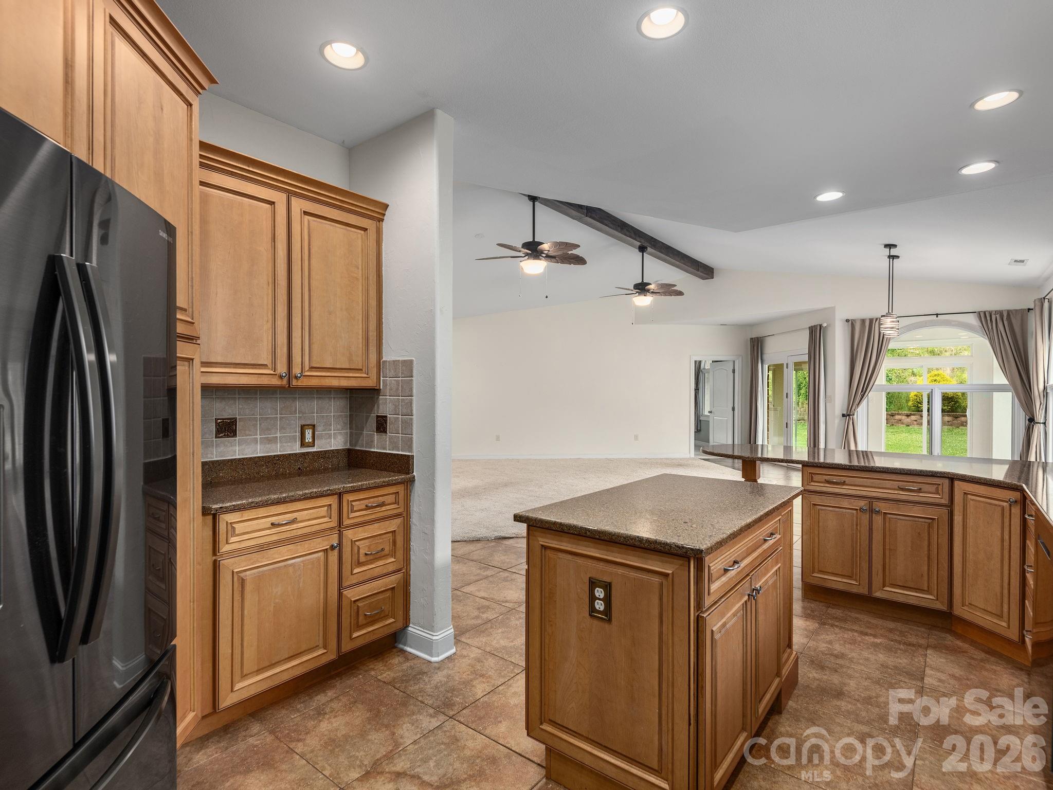 39 Pacifico Drive — Asheville