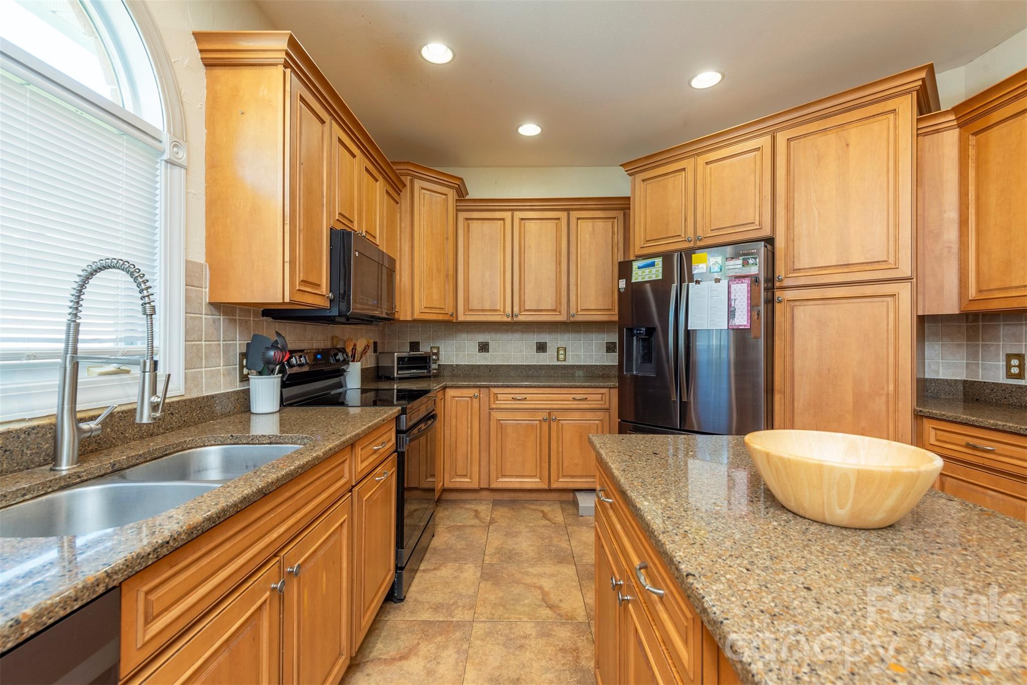 39 Pacifico Drive — Asheville