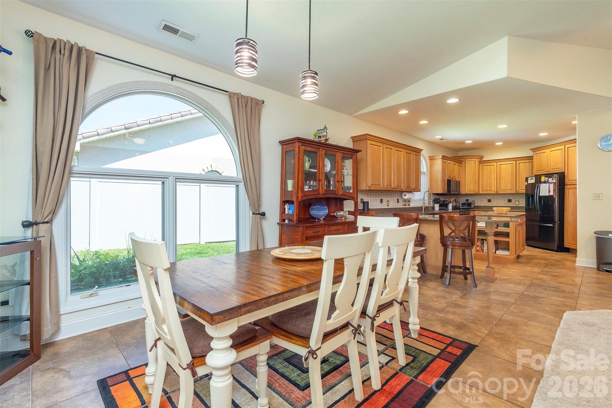 39 Pacifico Drive — Asheville
