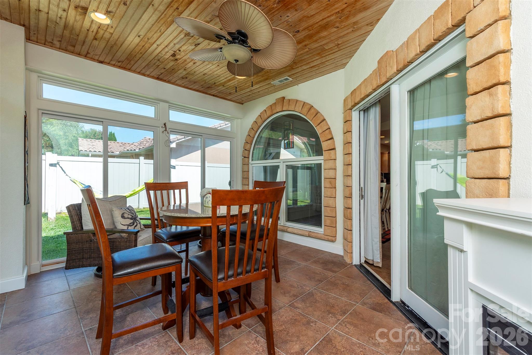 39 Pacifico Drive — Asheville