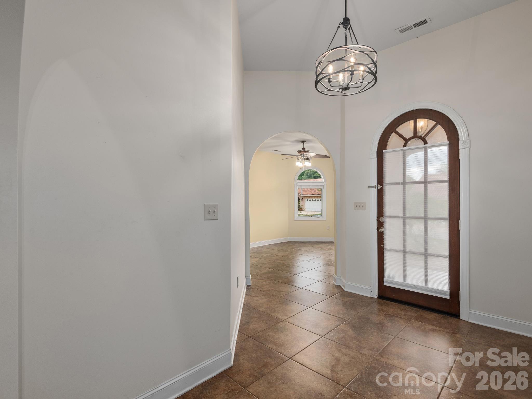 39 Pacifico Drive — Asheville