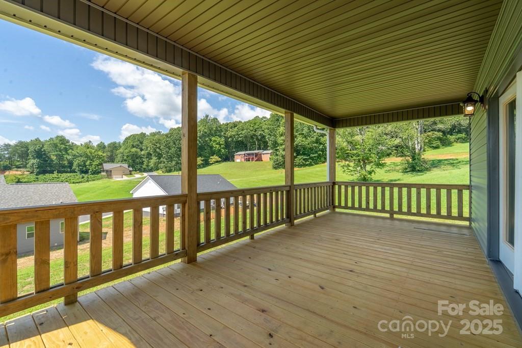 381 Scenic Ridge Circle — Franklin