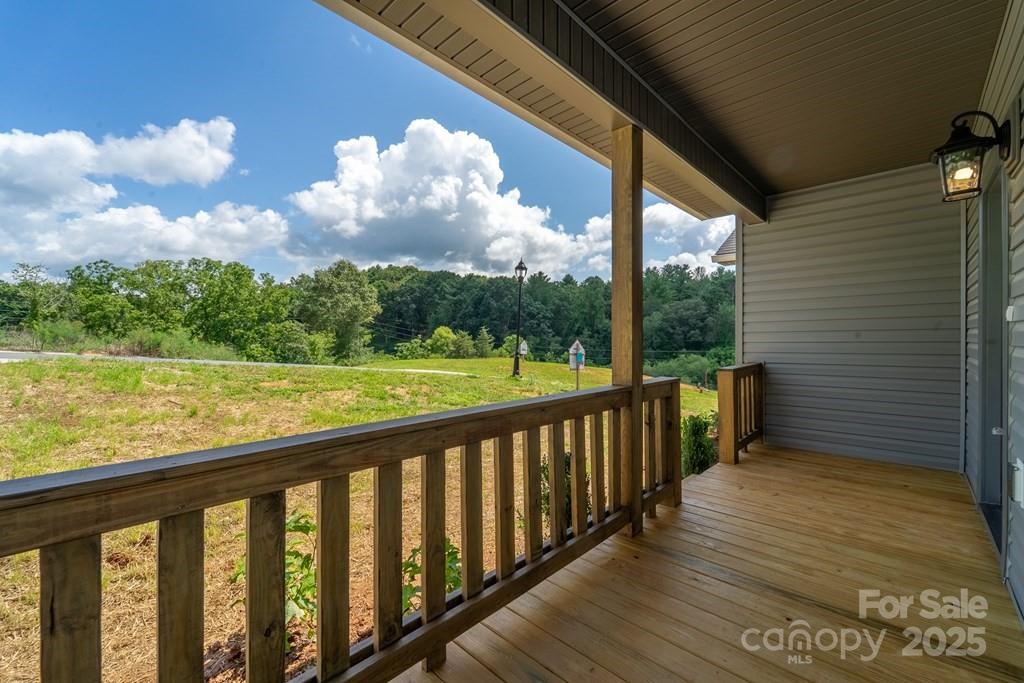 381 Scenic Ridge Circle — Franklin