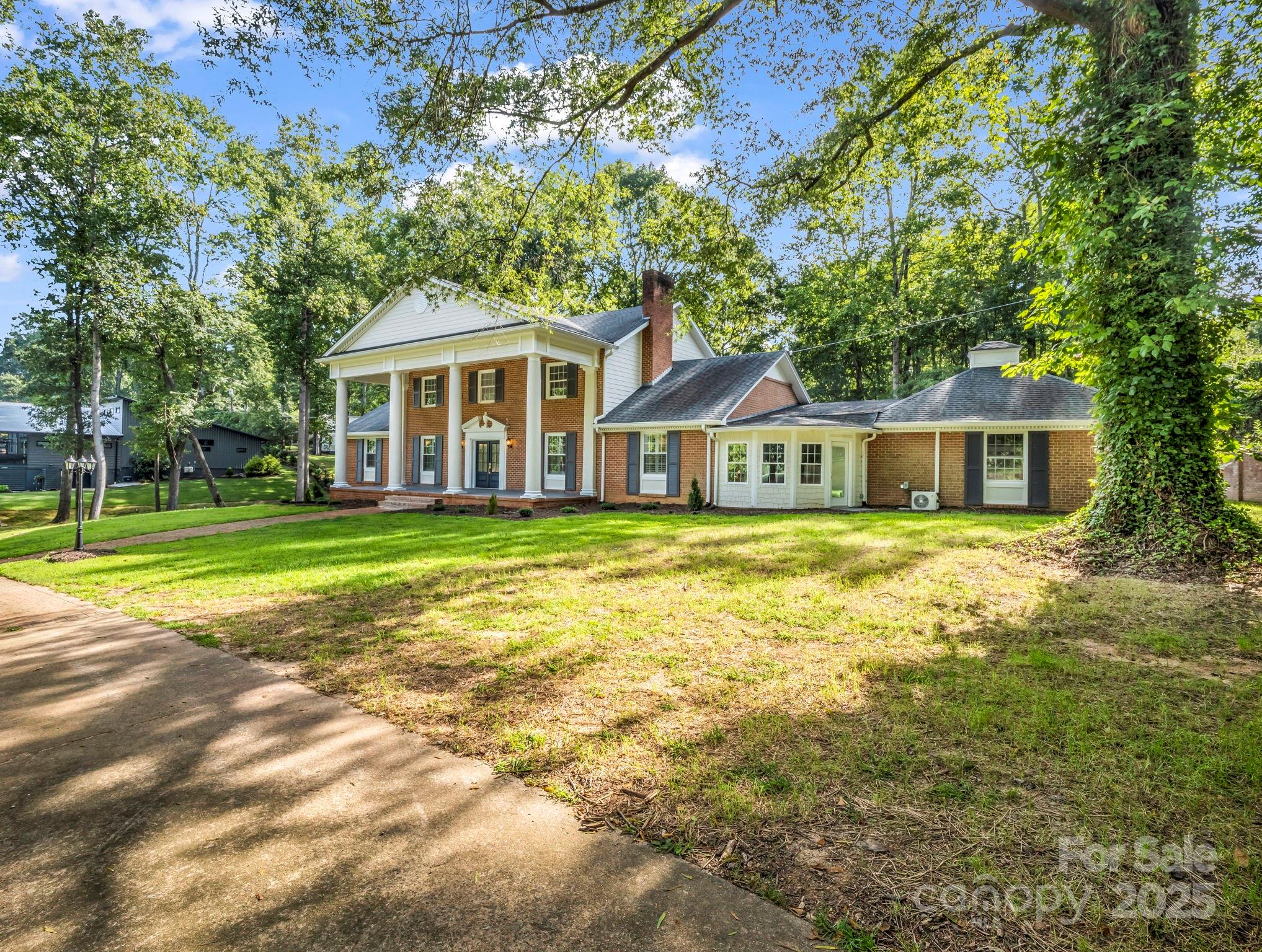 320 Country Club Acres None — Shelby