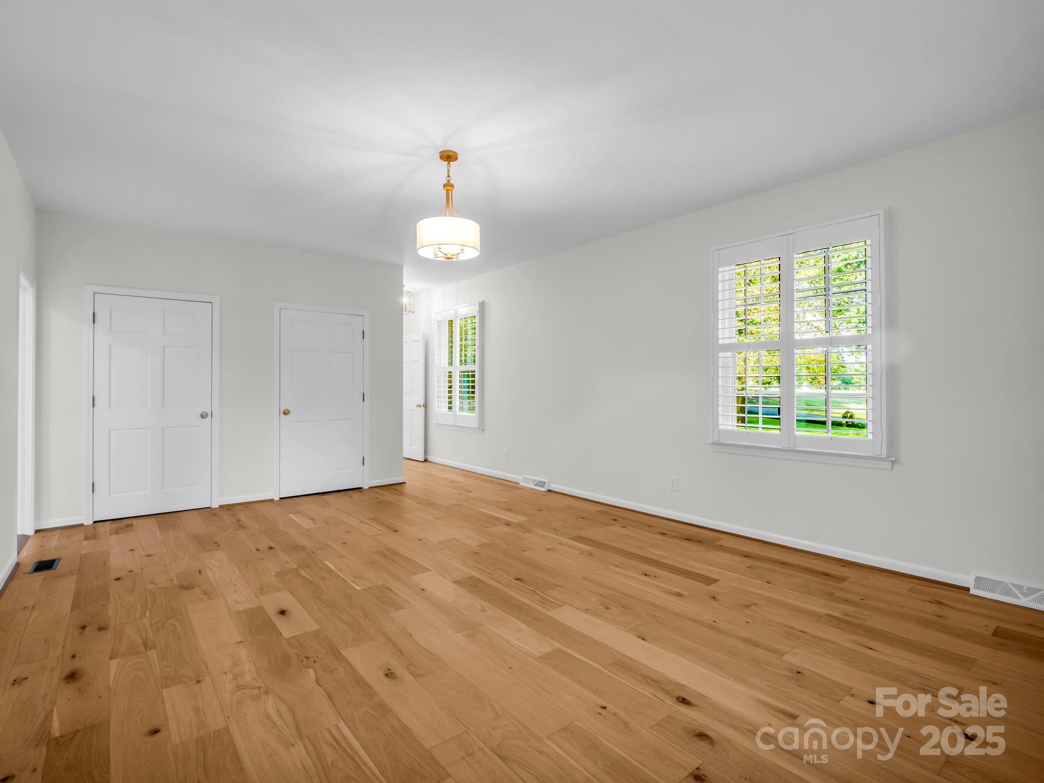 320 Country Club Acres None — Shelby