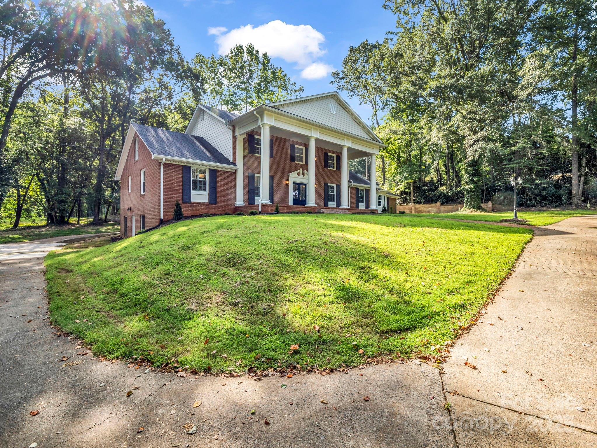 320 Country Club Acres None — Shelby