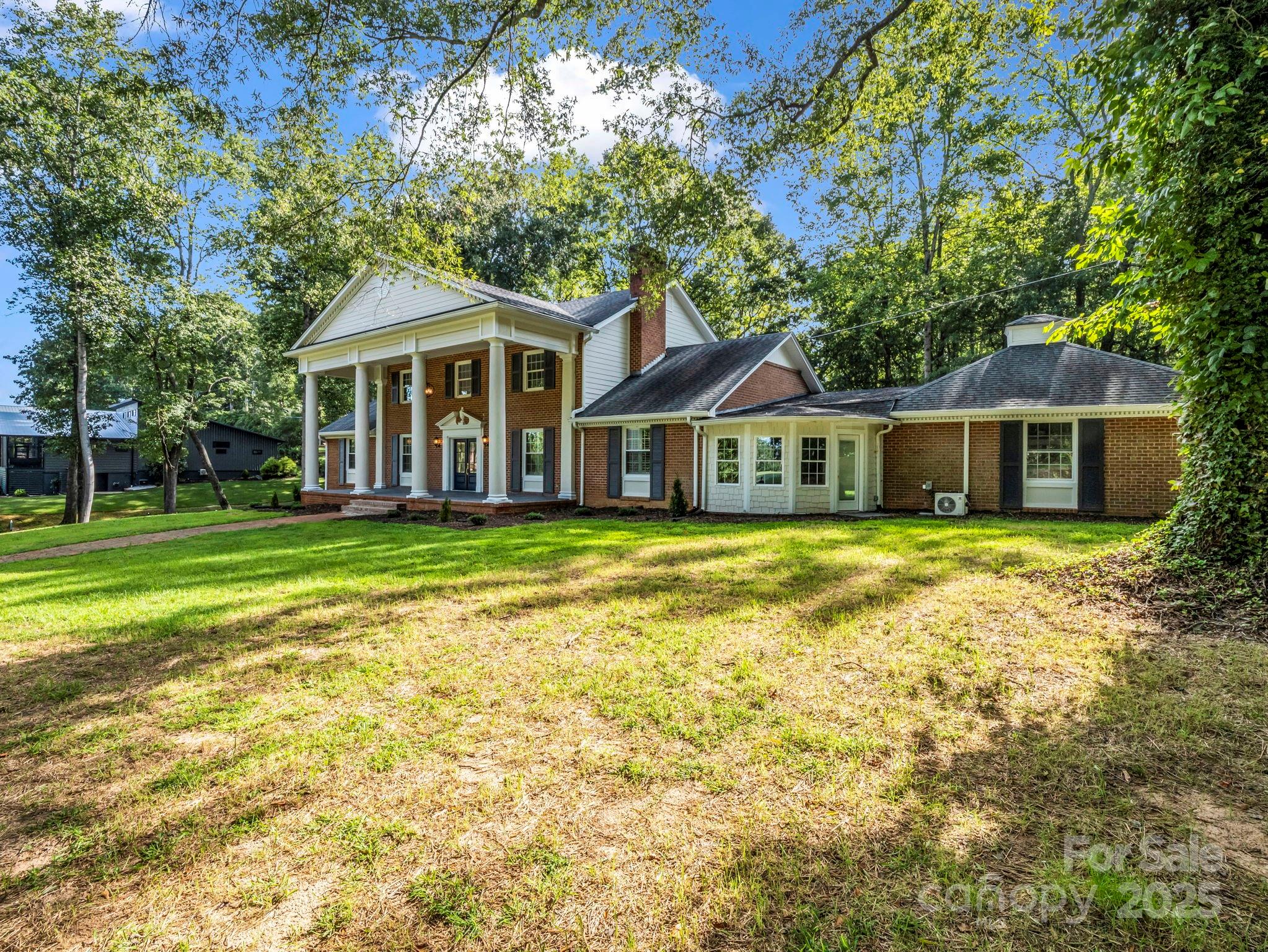 320 Country Club Acres None — Shelby