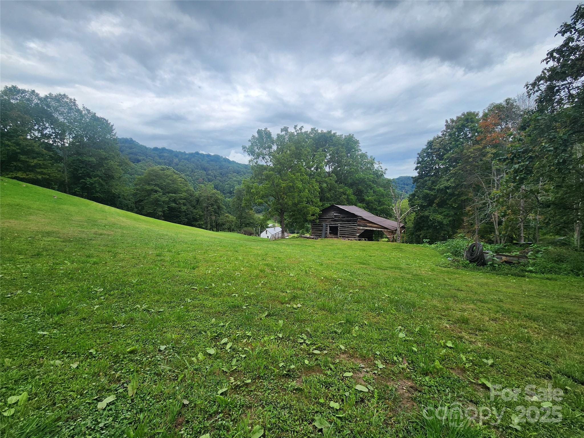 1925 S Fork Road — Marshall