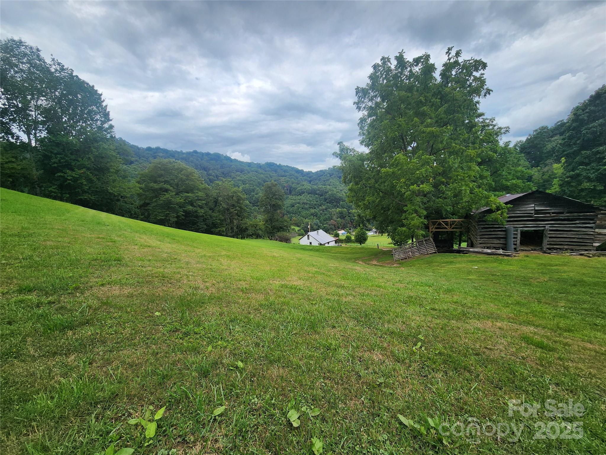 1925 S Fork Road — Marshall