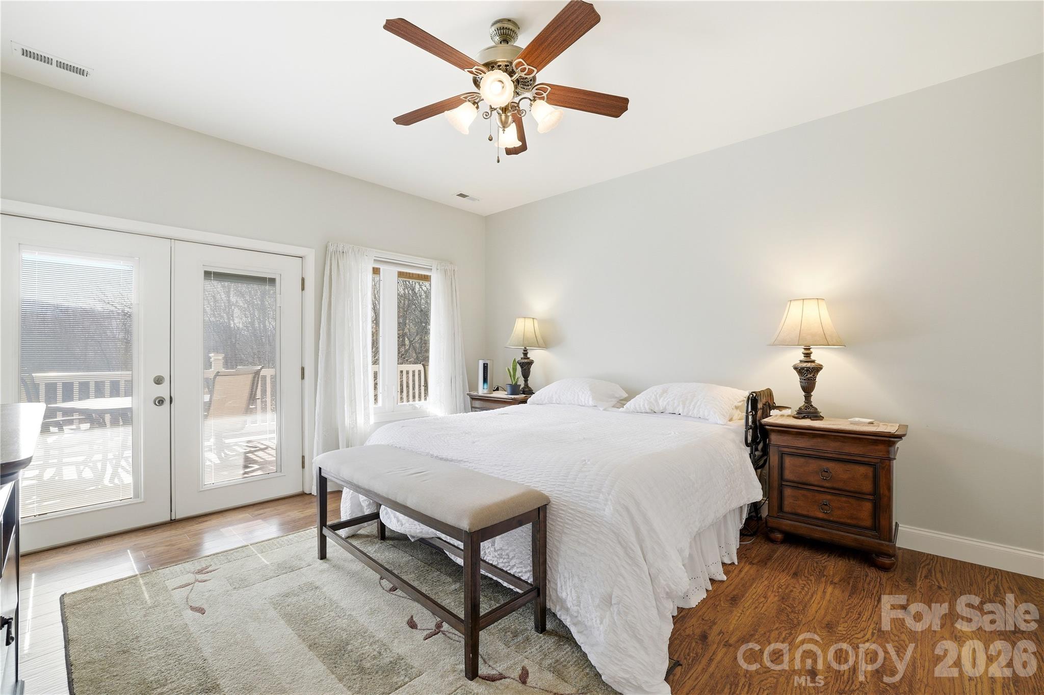 140 Debbie Loop — Waynesville