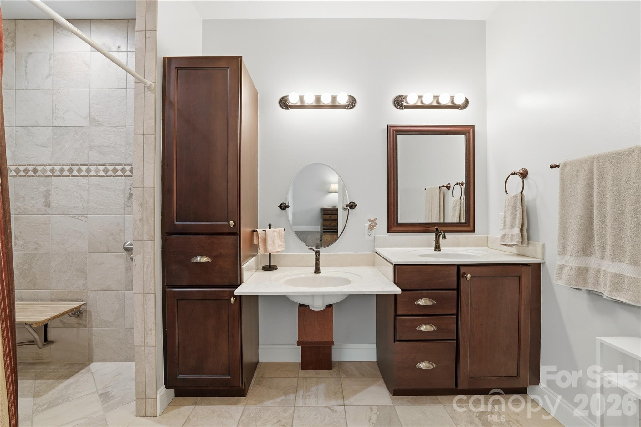 140 Debbie Loop — Waynesville