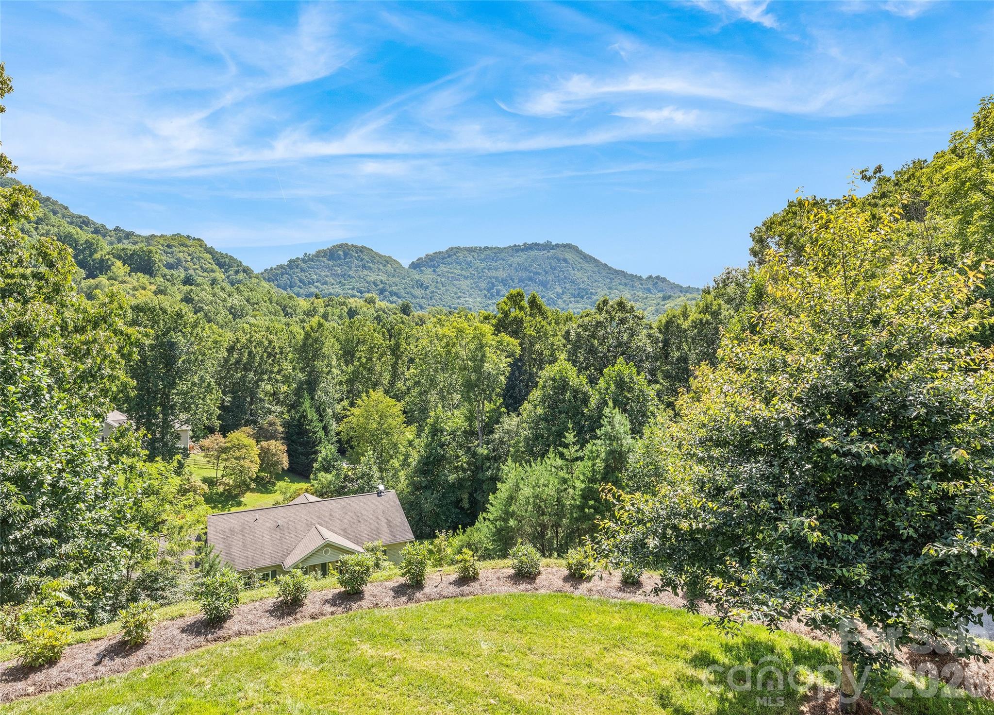 140 Debbie Loop — Waynesville