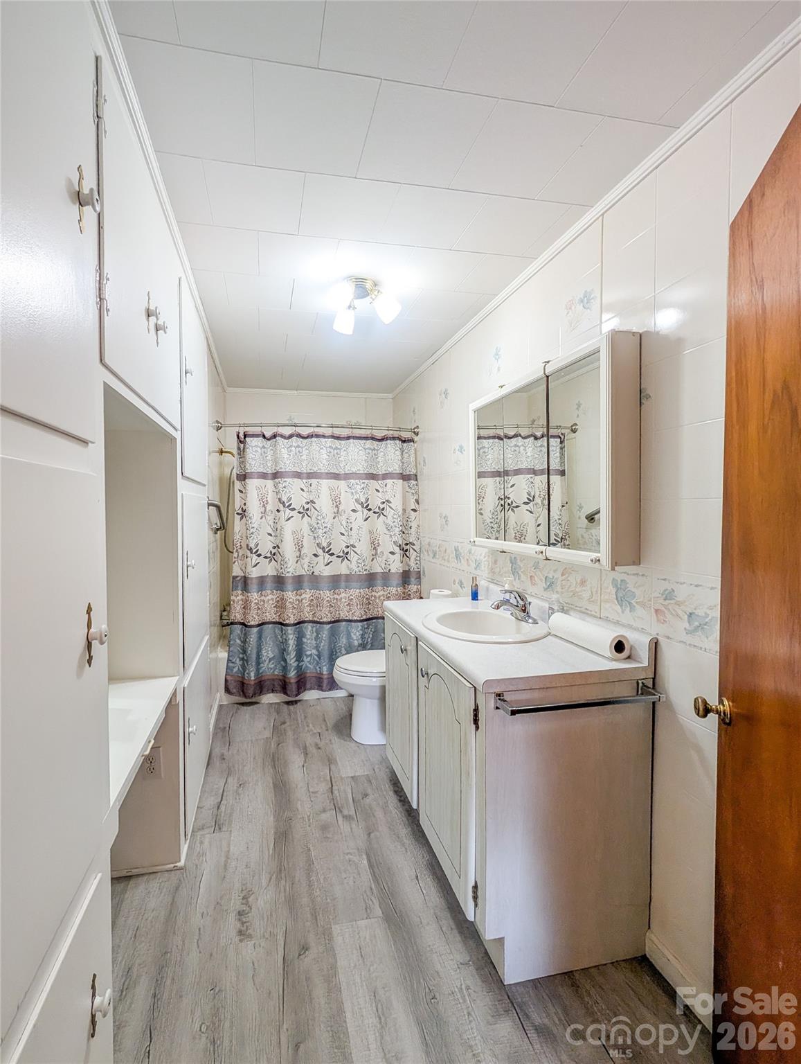 165 Cattail Creek Road — Burnsville