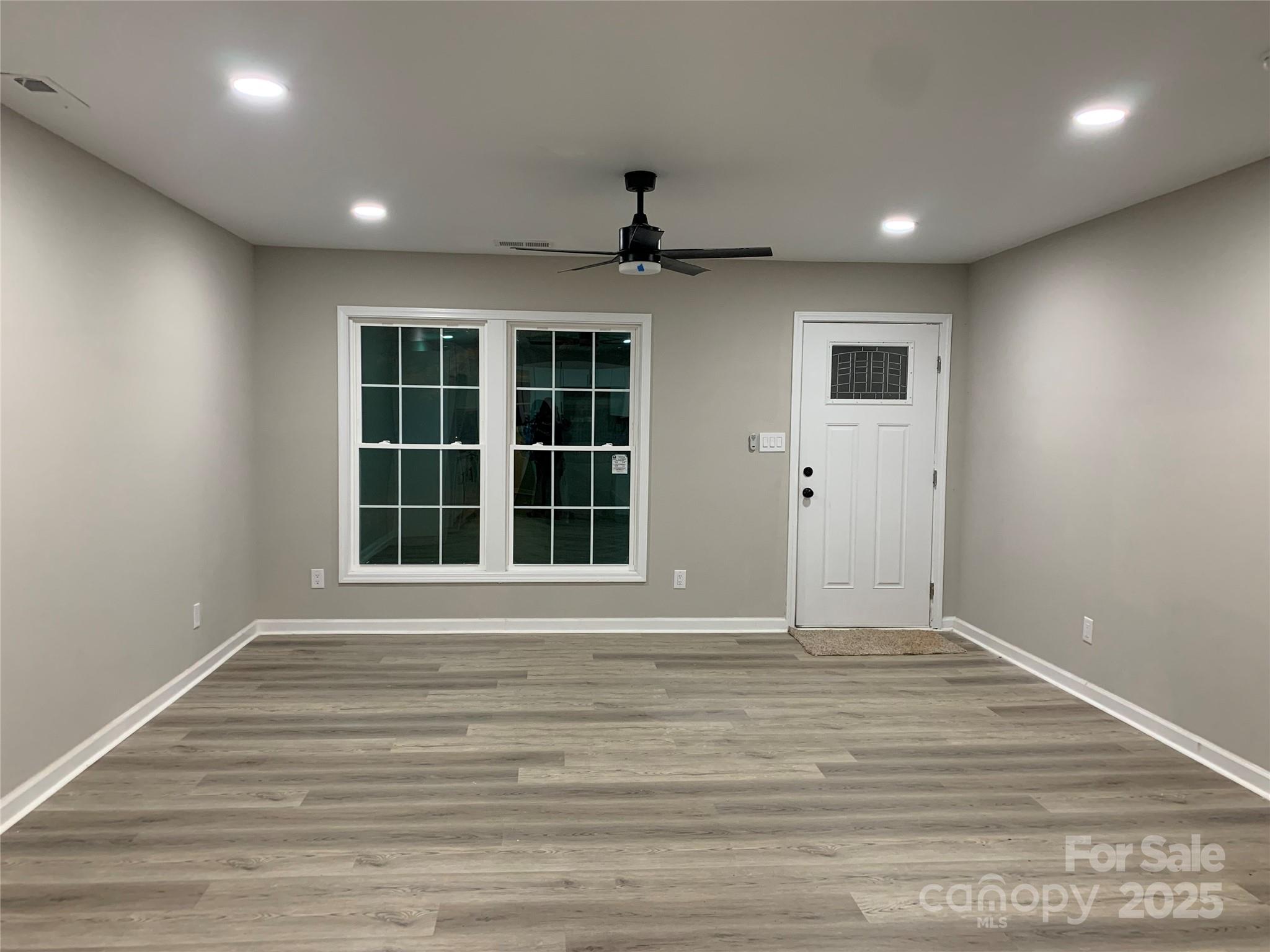 501 Colony Road — Monroe