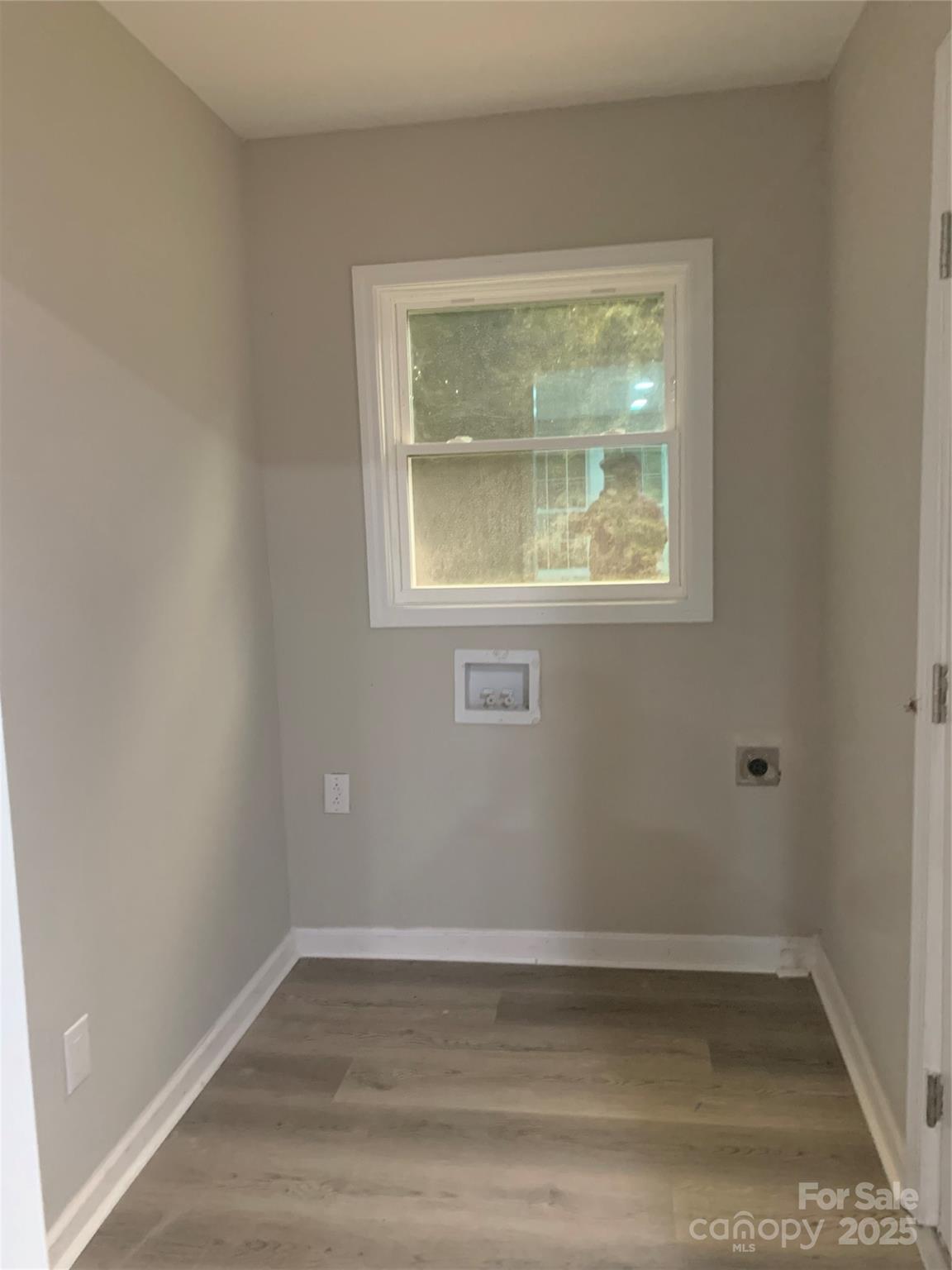 501 Colony Road — Monroe