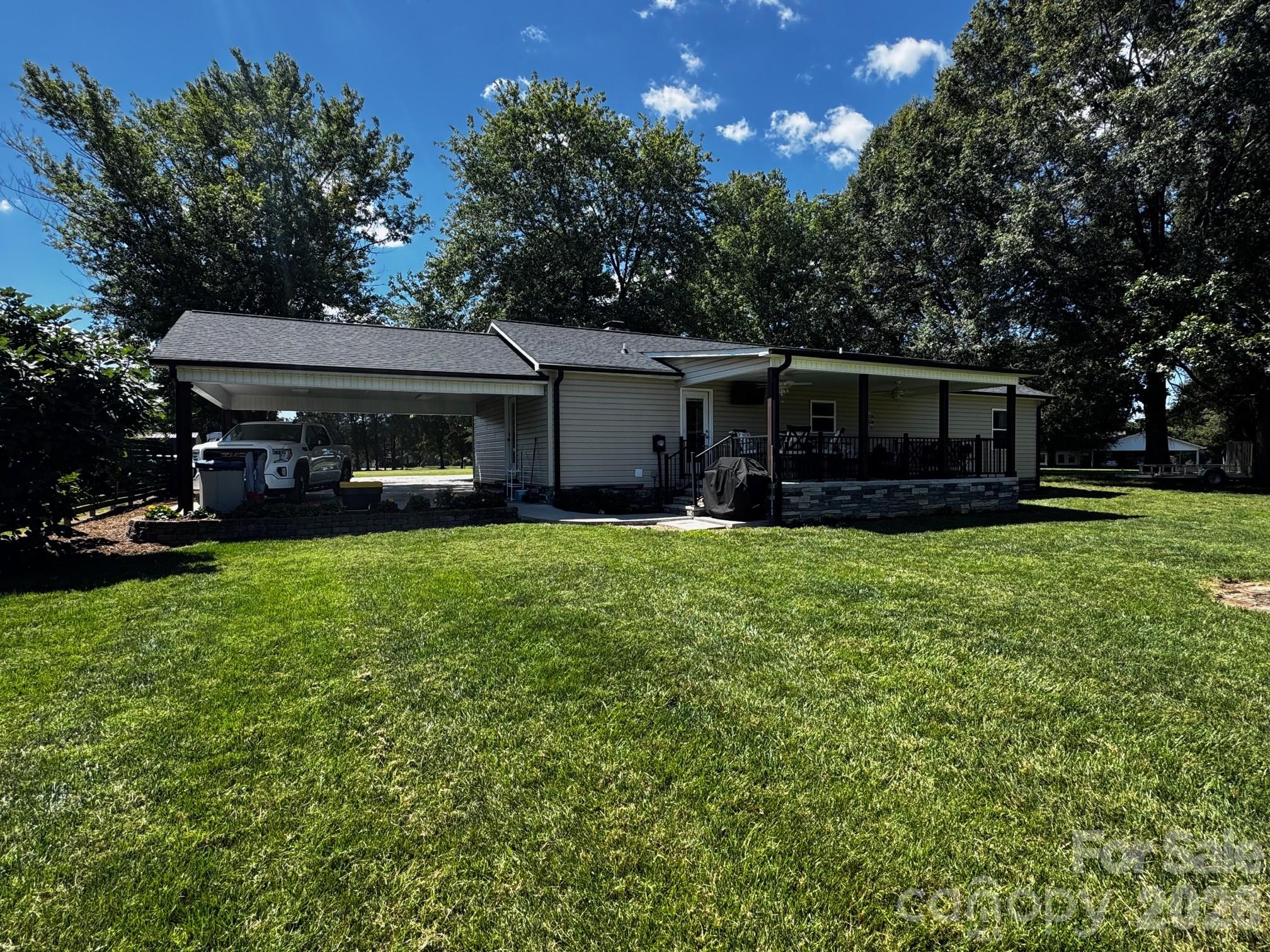 4722 Chapel Road — Maiden