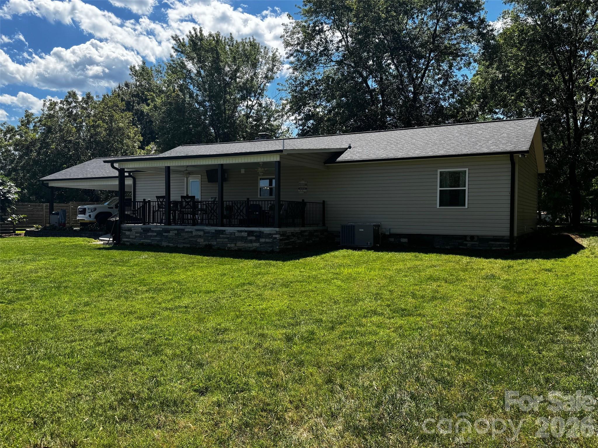 4722 Chapel Road — Maiden