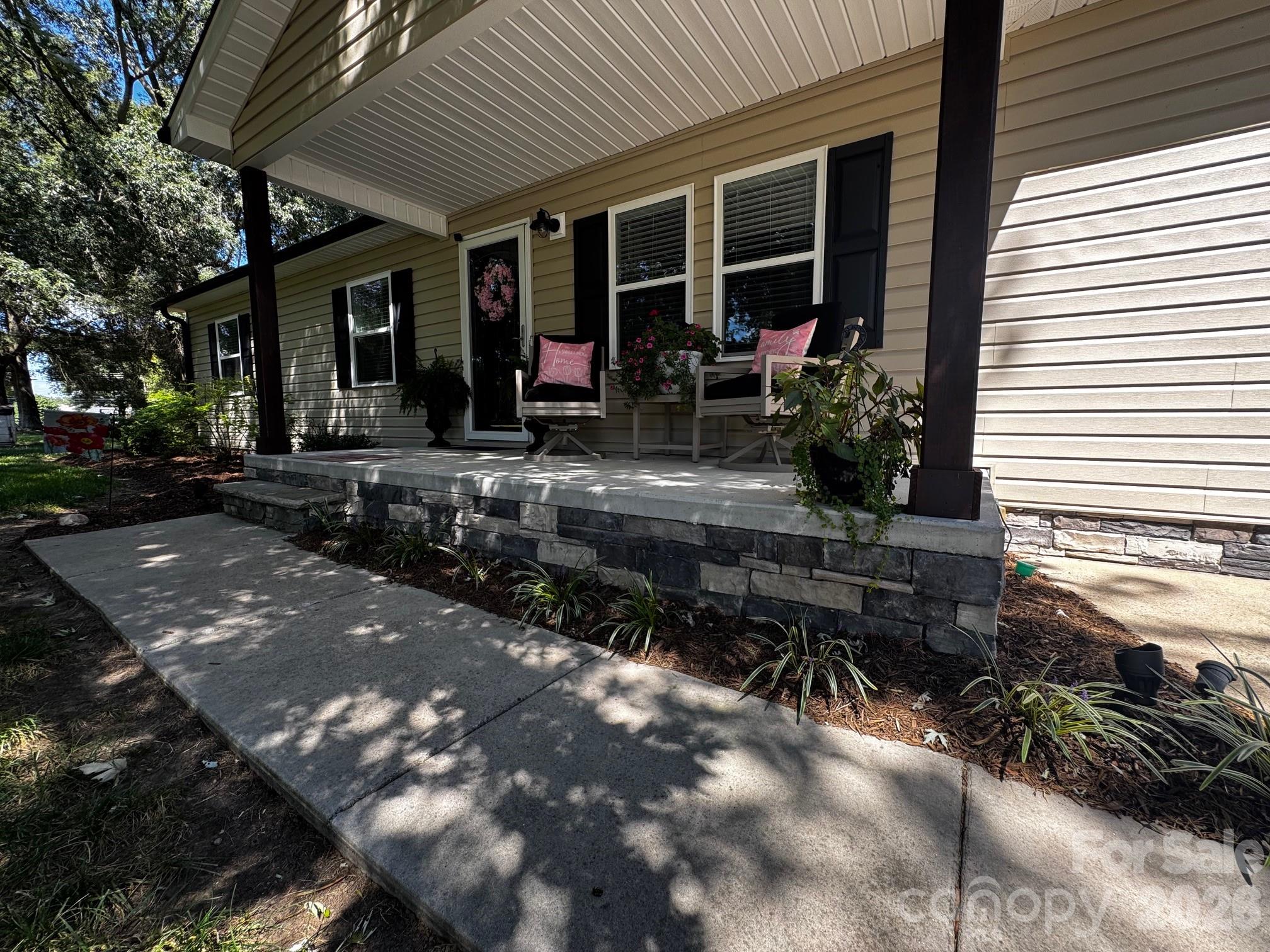4722 Chapel Road — Maiden