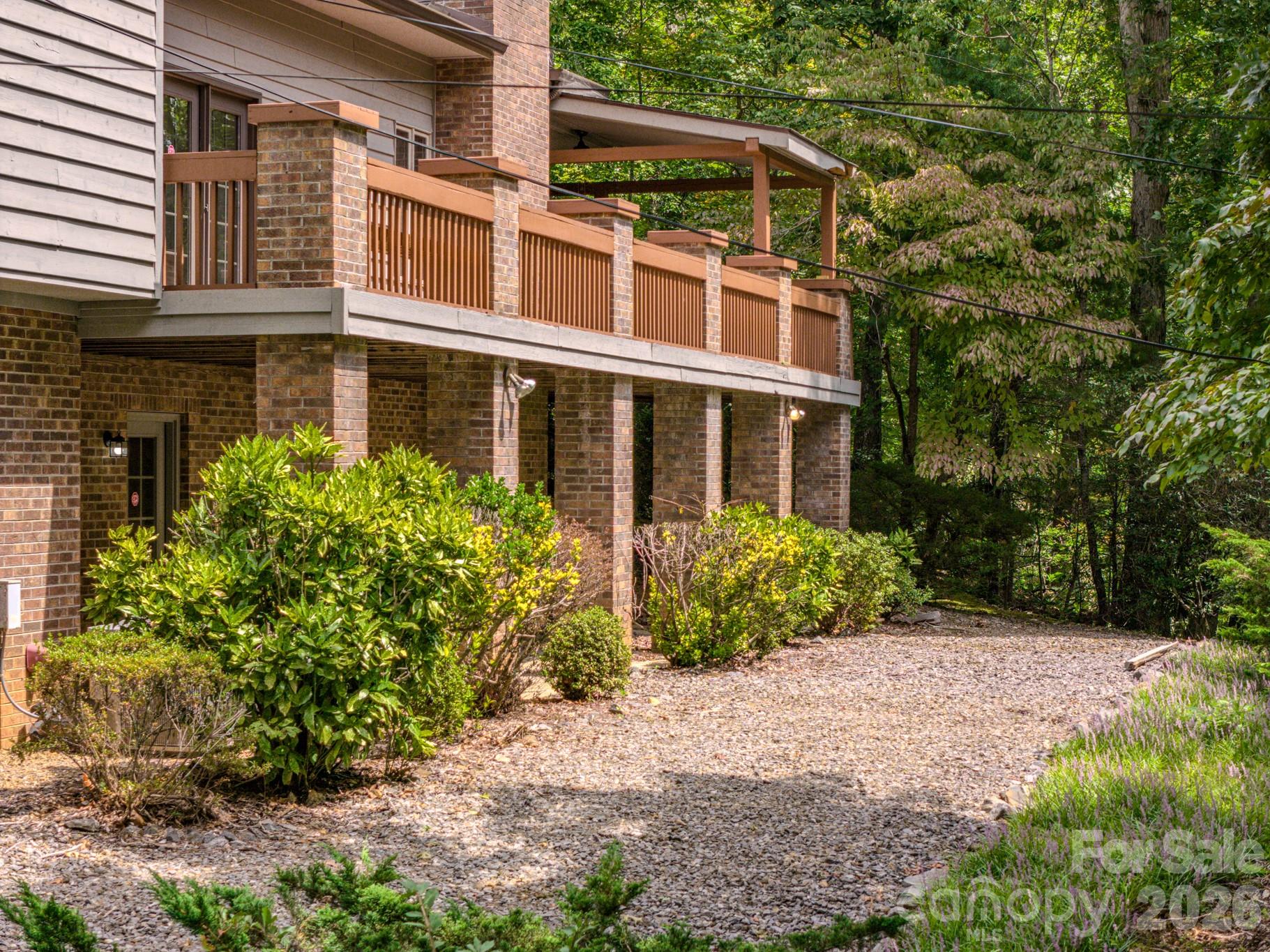 452 Cragmont Road — Black Mountain