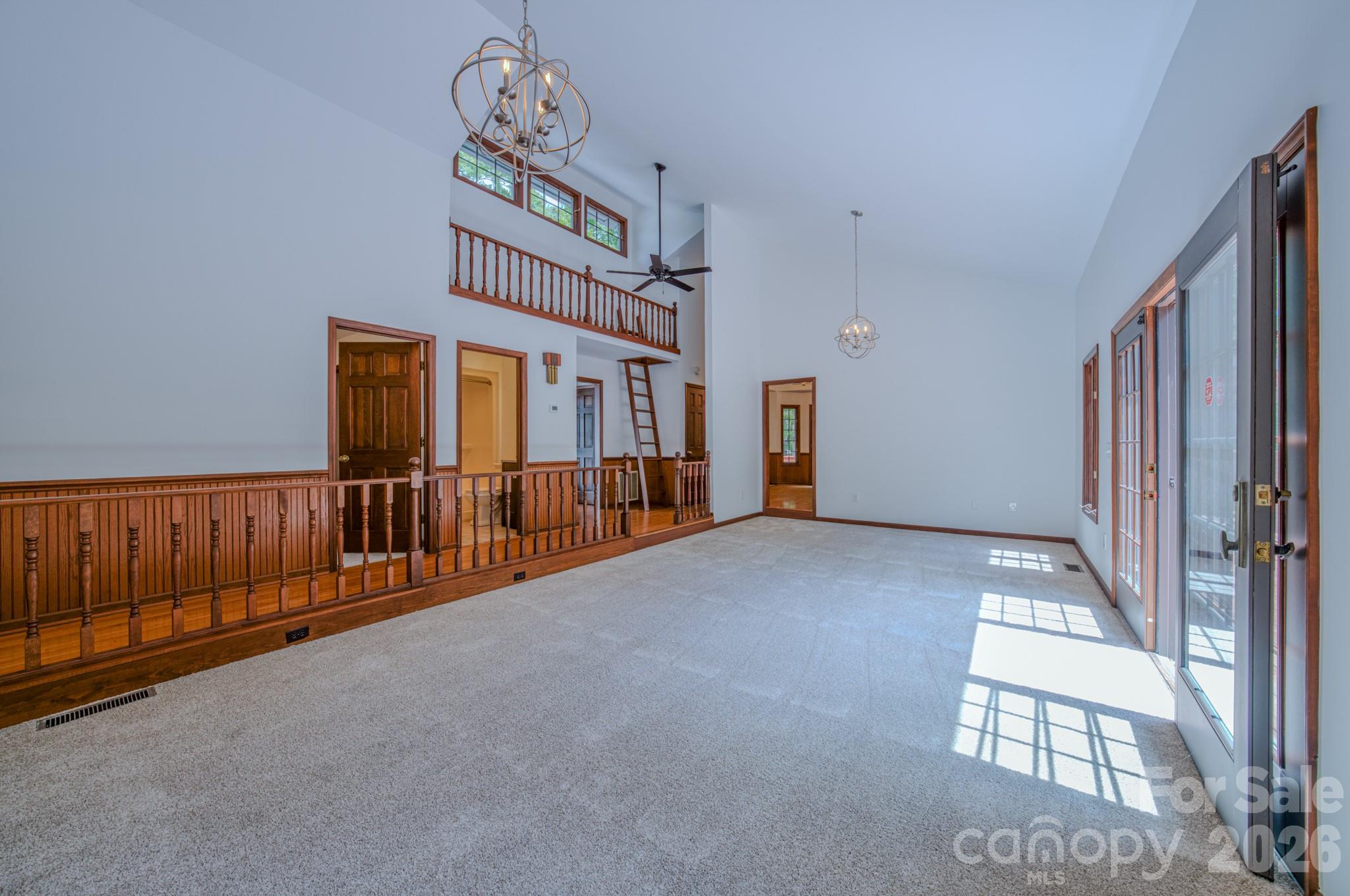 452 Cragmont Road — Black Mountain