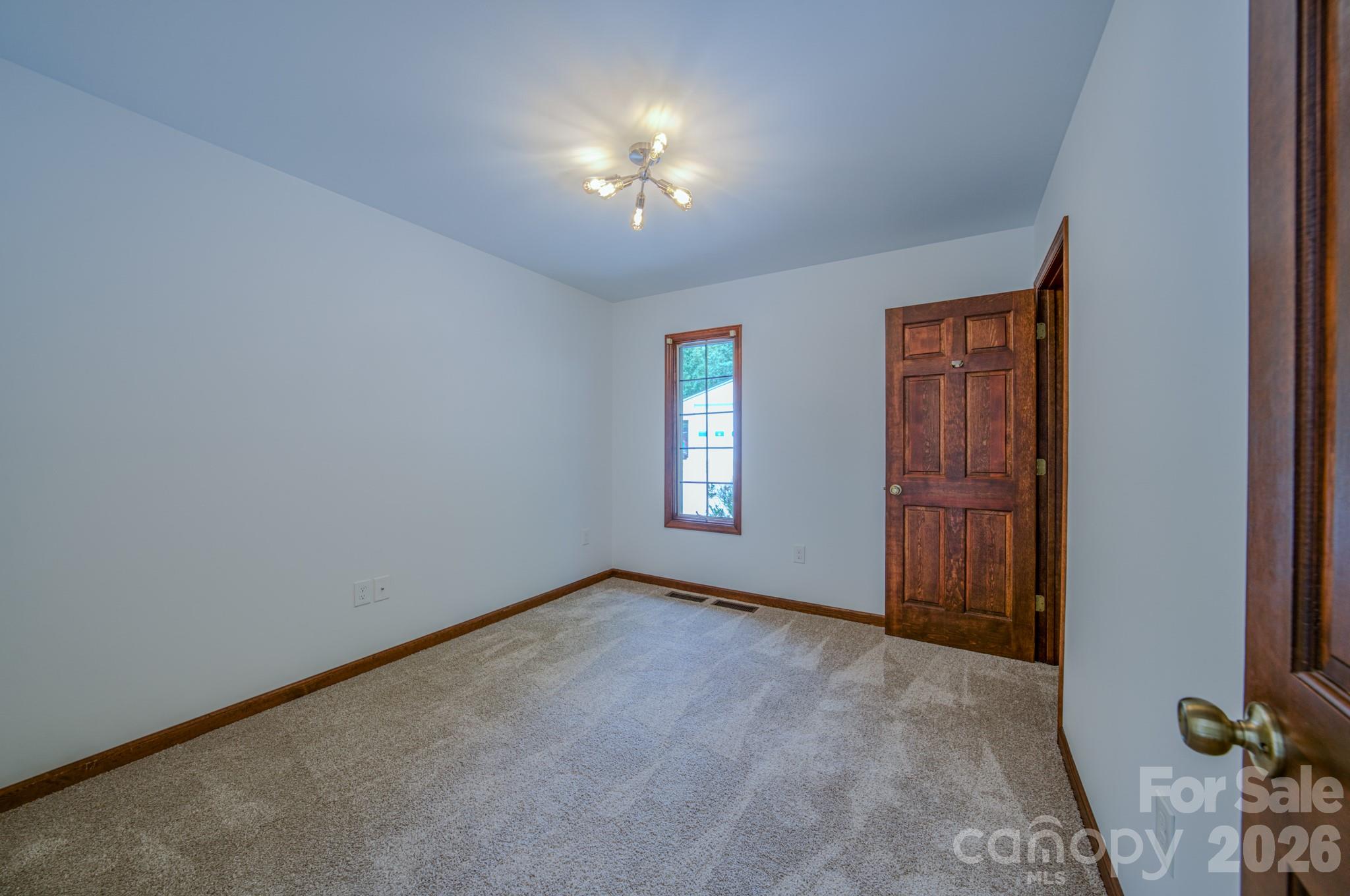 452 Cragmont Road — Black Mountain