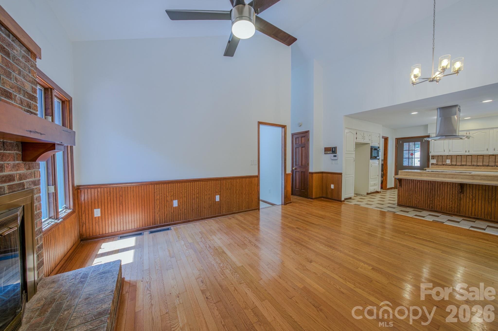 452 Cragmont Road — Black Mountain
