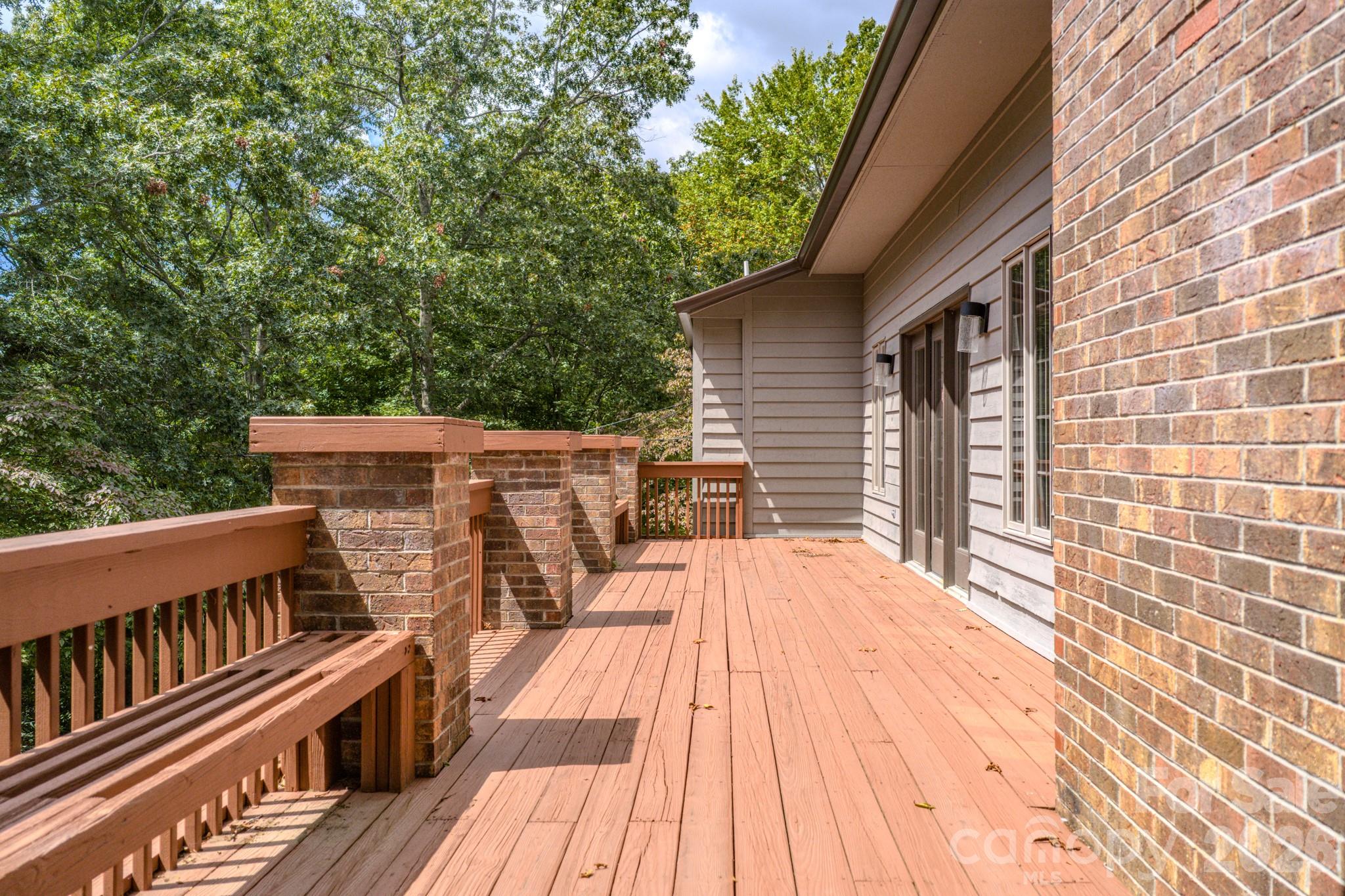 452 Cragmont Road — Black Mountain