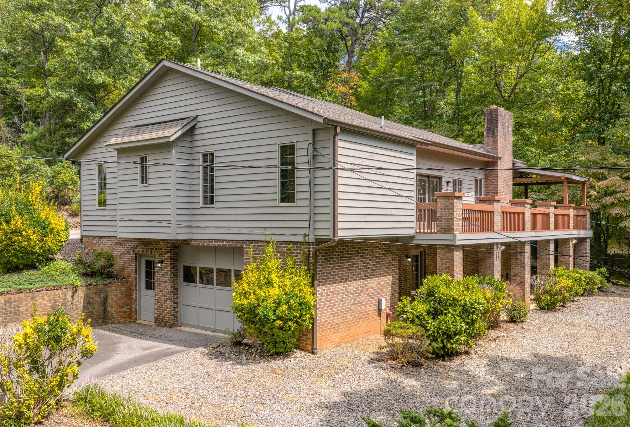 452 Cragmont Road — Black Mountain