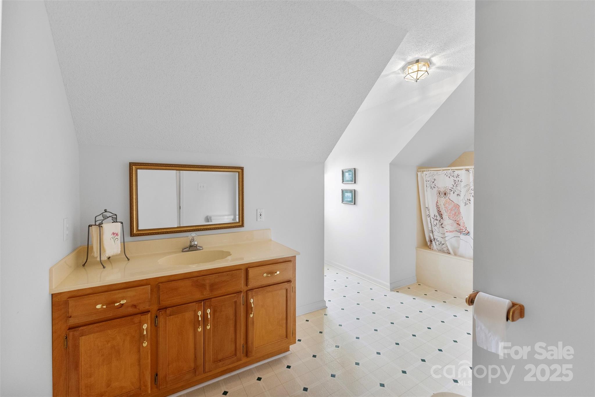 908 Ramseur Road — Bessemer City