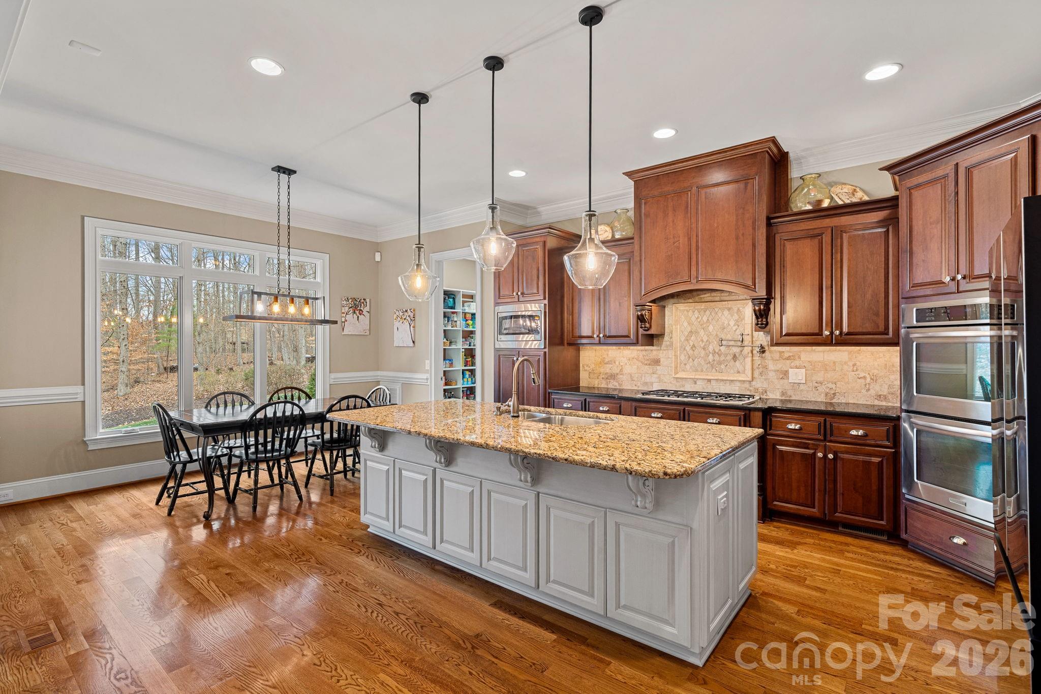 10150 Enclave Circle — Concord