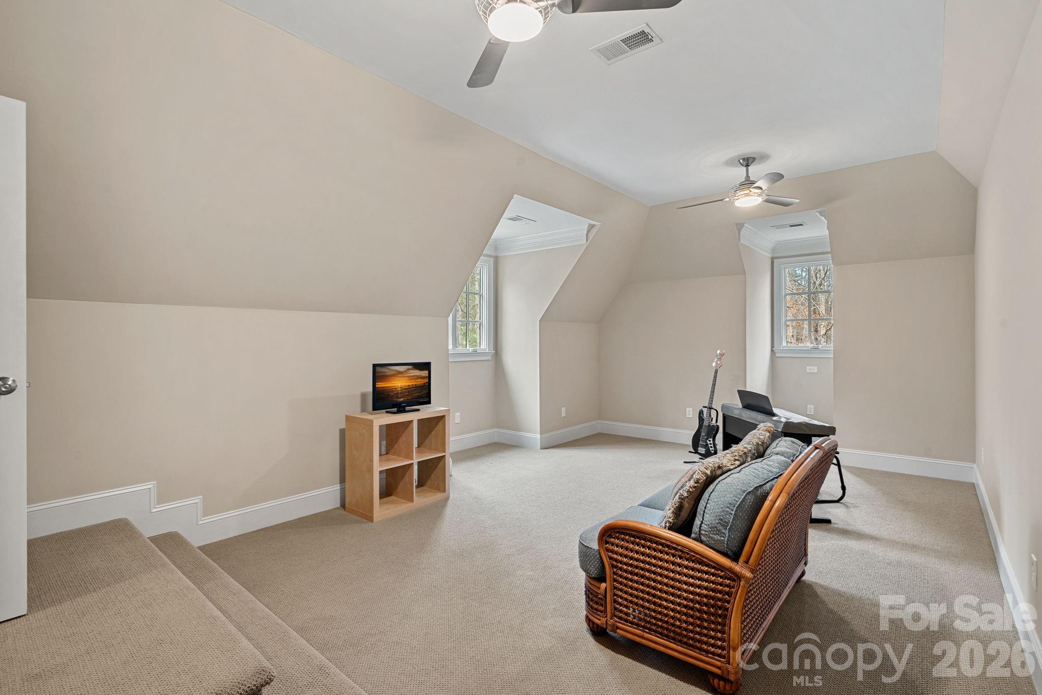 10150 Enclave Circle — Concord