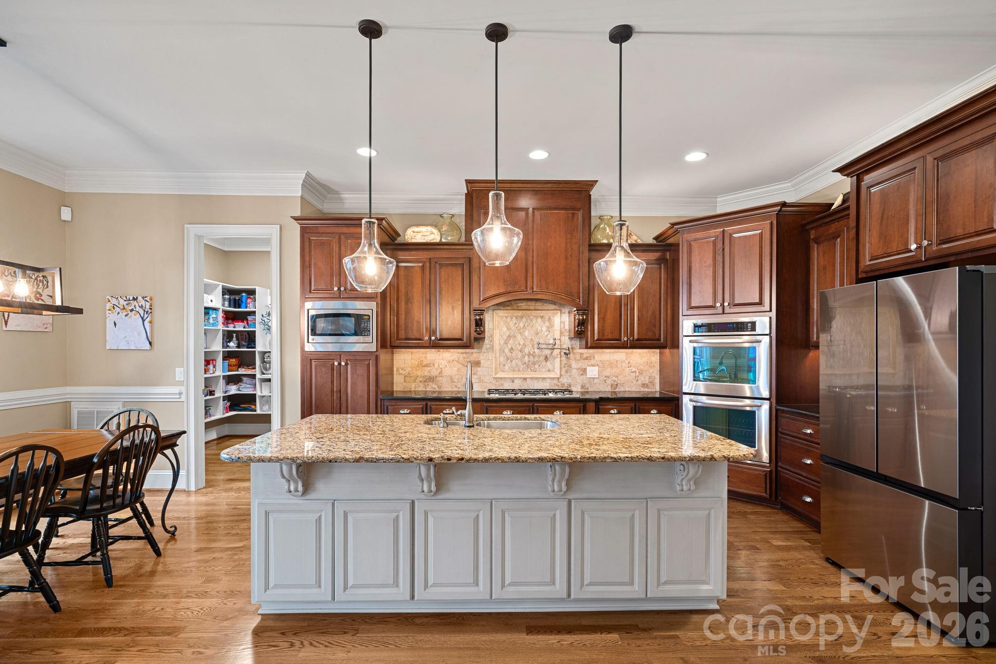 10150 Enclave Circle — Concord