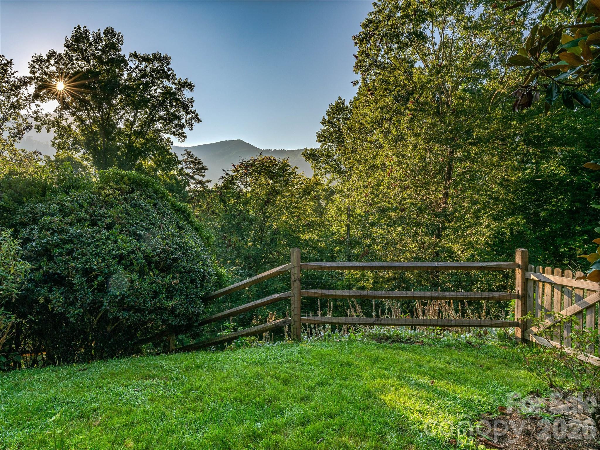39 Ox bow Crossing — Weaverville