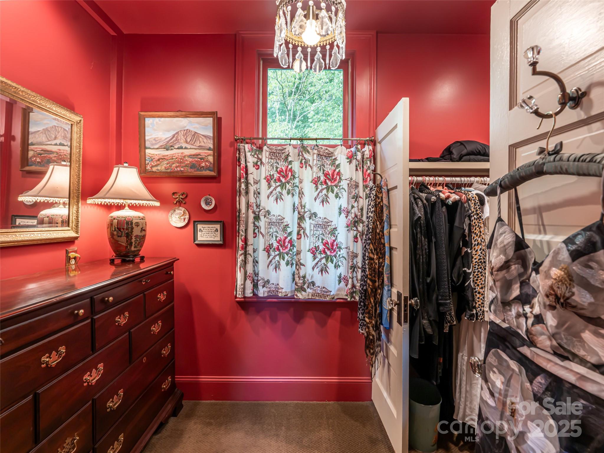 9 West Street Extension — Asheville