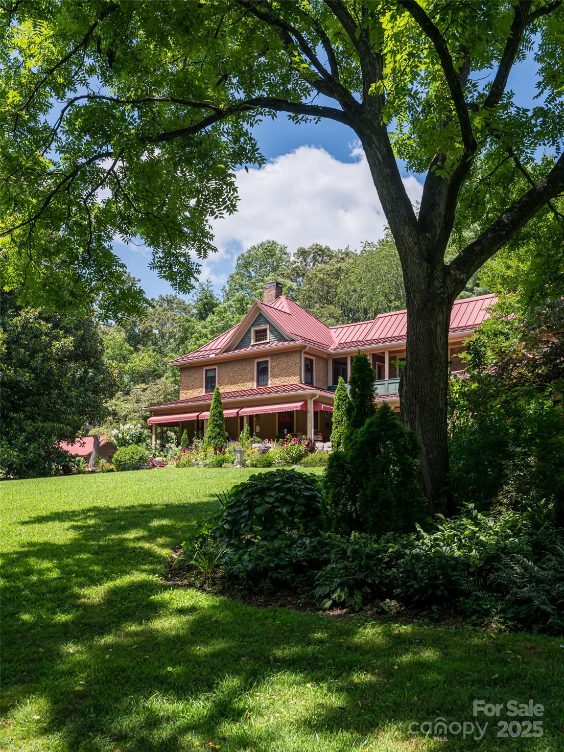 9 West Street Extension — Asheville