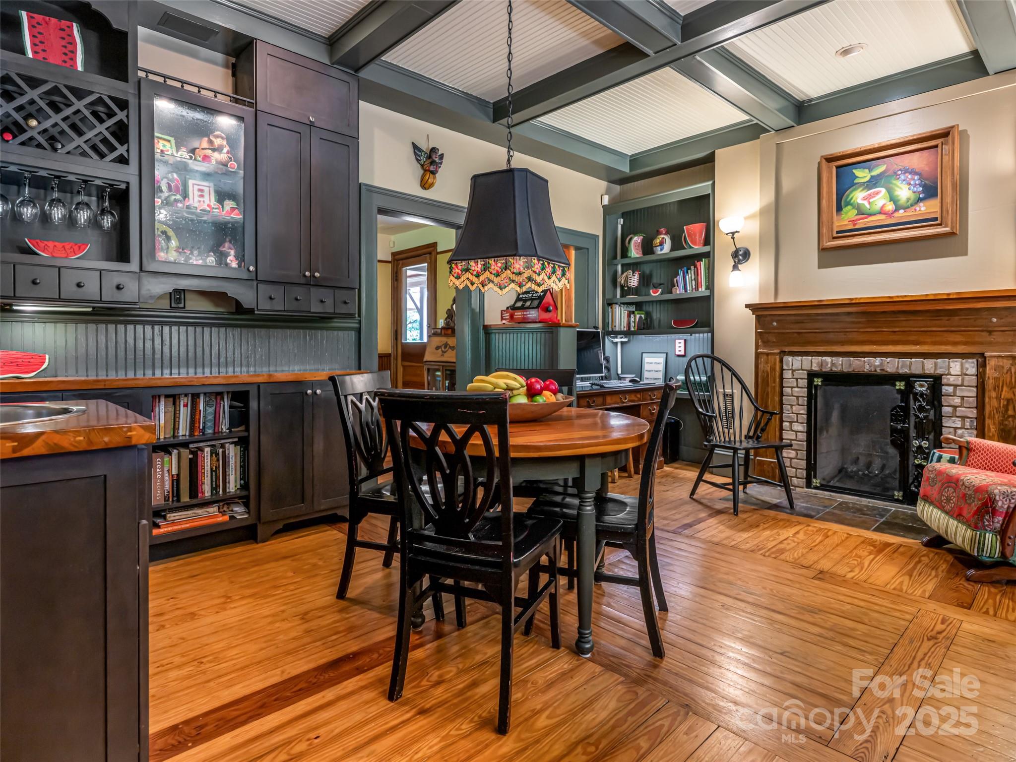 9 West Street Extension — Asheville